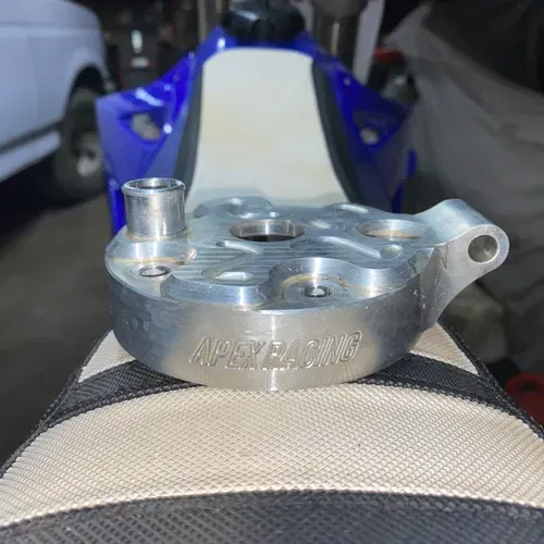 Apex Racing head