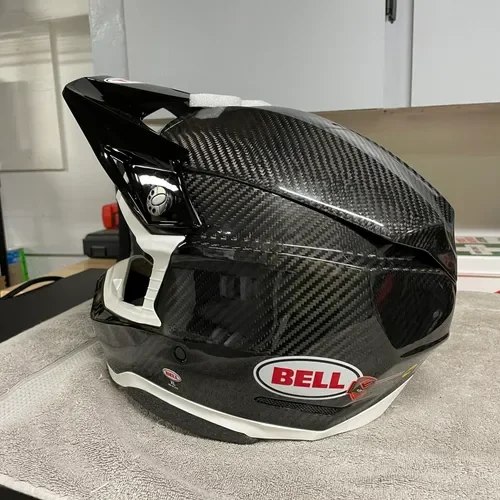 Bell Moto 10 Spherical Gloss Black Carbon 
