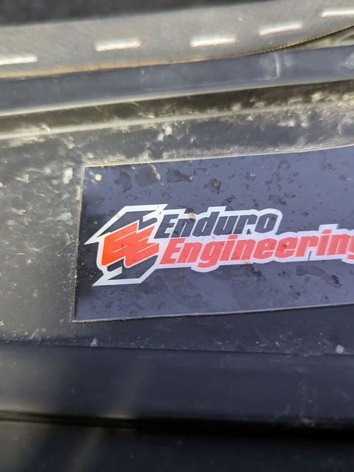 Enduro Engineering low seat - Beta
