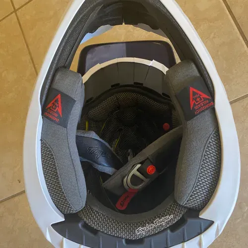 Troy Lee Designs SE5 Carbon Helmet XL/XXL