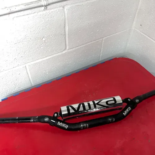 Mika Handlebars 