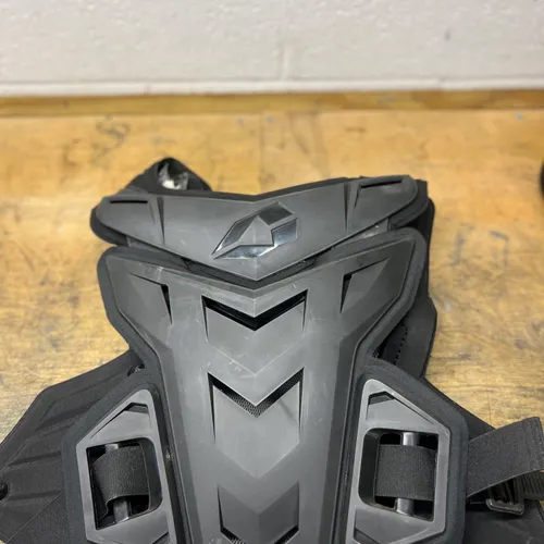 Evs F1 Chest Protector 