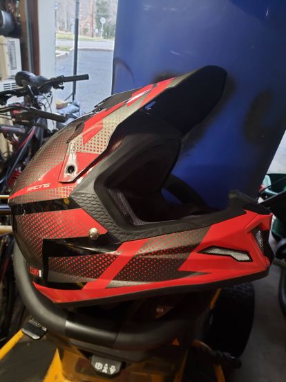 Youth CL-XYII Helmets - Size M