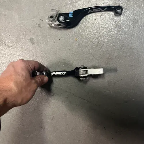 Asv Levers