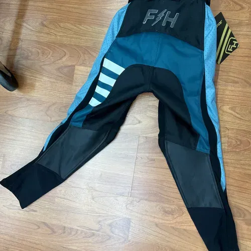 Fasthouse youth MX pants teal 24