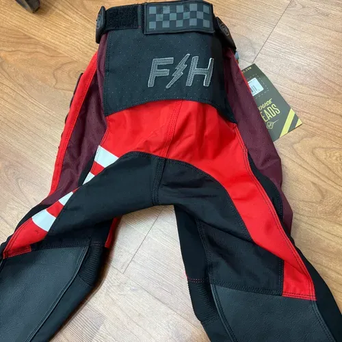 Fasthouse youth pants 22