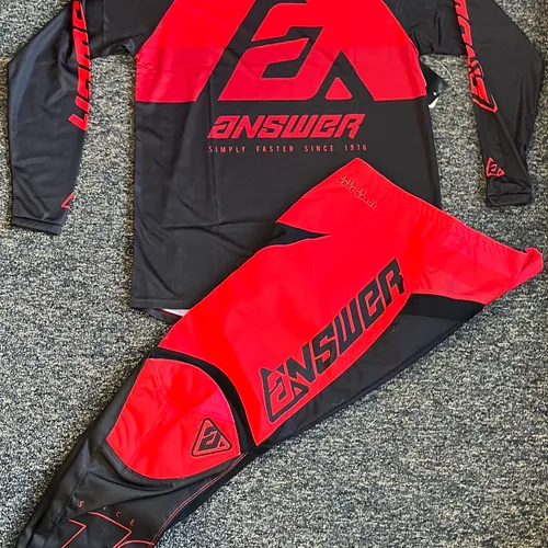 Answer Racing A23 Syncron CC Gear Combo - Red/Black