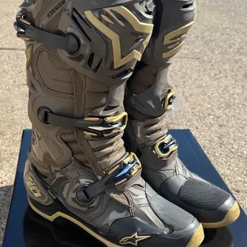Alpinestars tech 10 aviator hotsell