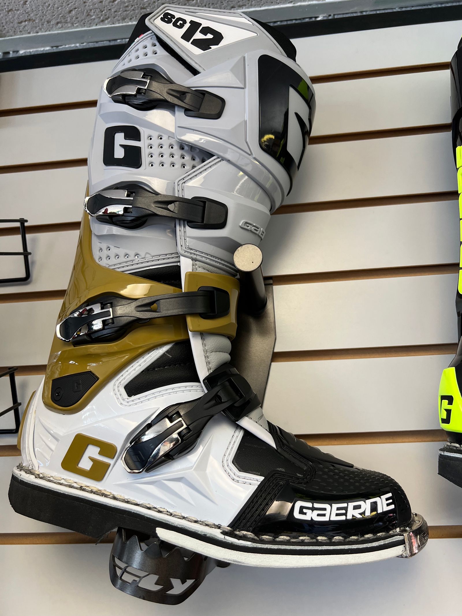 Gaerne sg12 deals price