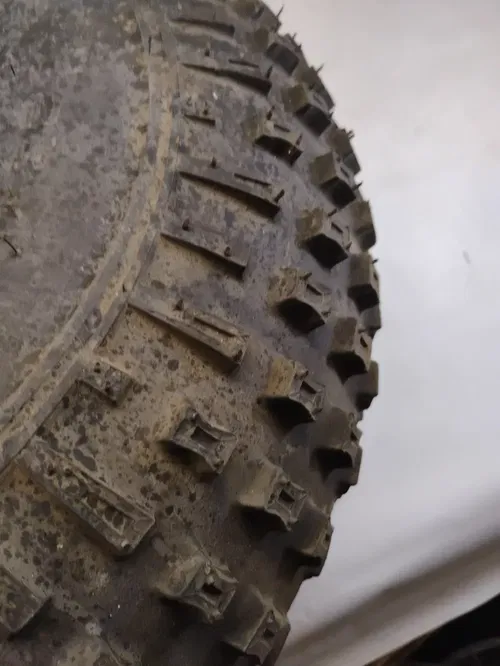 1984 HONDA ATC200S FRONT RIM W/TIRE 22X11.00-8 Knobby