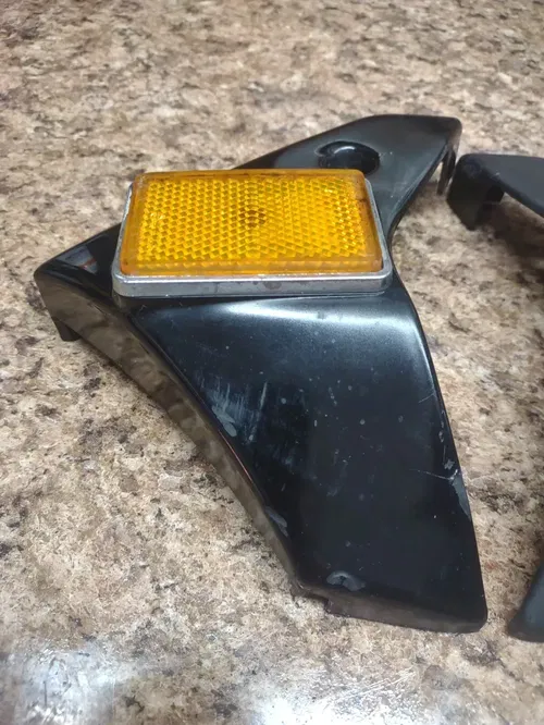 1983 VIRAGO XV XV750 FRAME FRONT NECK COVERS OEM REFLECTOR GARNISH MARKER