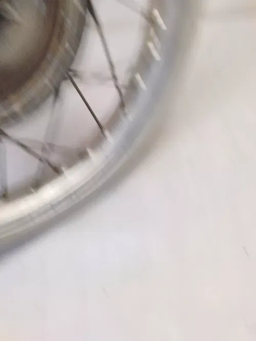 1977 77 1978 78 YAMAHA IT400 IT 400 REAR WHEEL TIRE RIM HUB 1975 75 MX250 MX 250