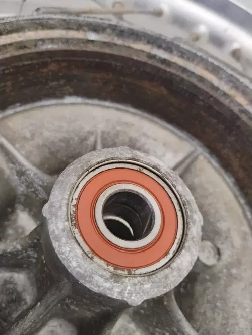 1977 77 1978 78 YAMAHA IT400 IT 400 REAR WHEEL TIRE RIM HUB 1975 75 MX250 MX 250