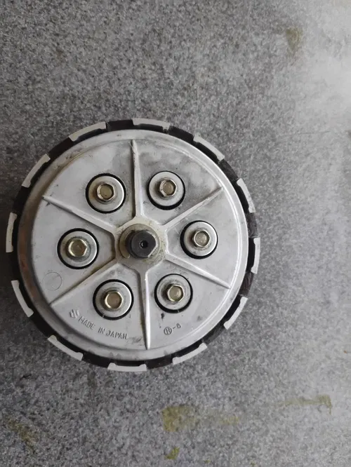 1976-1977 Suzuki RM370 1978 RM400 Clutch Basket Inner Hub Pressure Plate Disks
