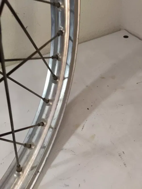 1981 Yamaha XT250 XT 250 Enduro Front Wheel Rim 21x1.60