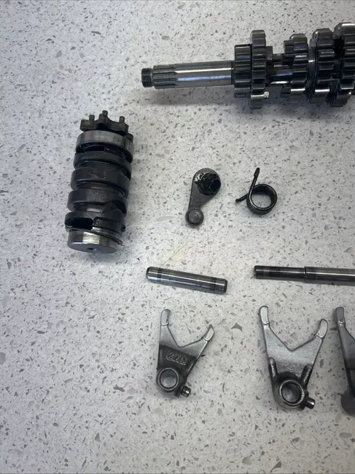 1989 Yamaha YZ125 Transmission assembly with shifting mechanism YZ 125