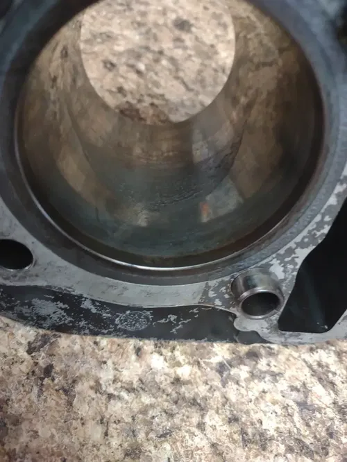 1982 1983 82 83 Yamaha XT200 Engine Motor Cylinder Jug Barrel W Piston xt 200