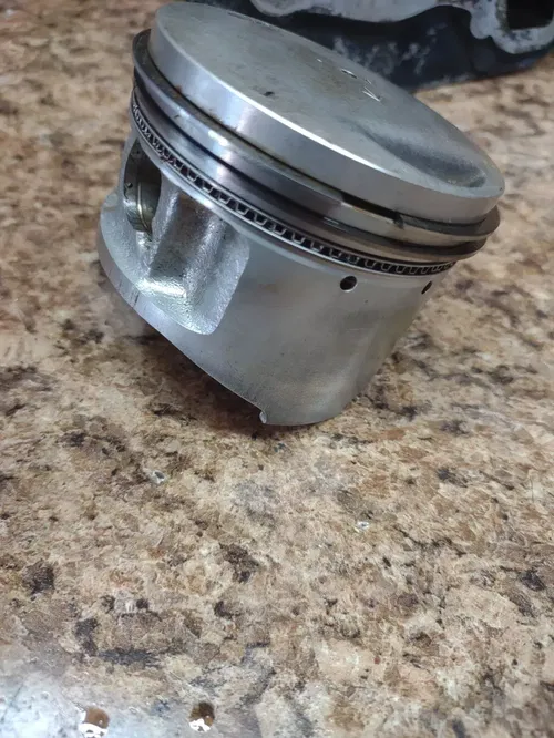 1982 1983 82 83 Yamaha XT200 Engine Motor Cylinder Jug Barrel W Piston xt 200