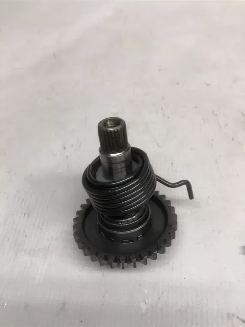 KX 100 KICK START SHAFT STARTER IDLE GEAR GENUINE OEM KAWASAKI KX 85 100 (03-13)