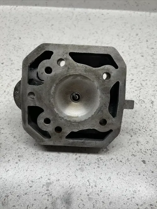 1986 86 KAWASAKI KX 125 CYLINDER HEAD KX125