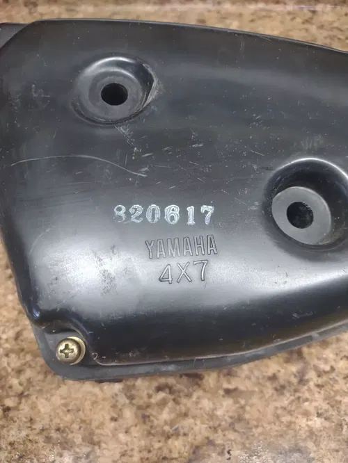 YAMAHA 1983 1981 1982 XV750 VIRAGO air cleaner case assembly filter Frame