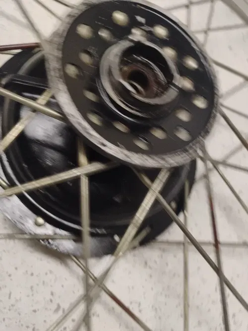 1977 77 1978 78 YAMAHA IT400 IT 400 FRONT WHEEL  RIM HUB 1975 75 MX250 MX 250
