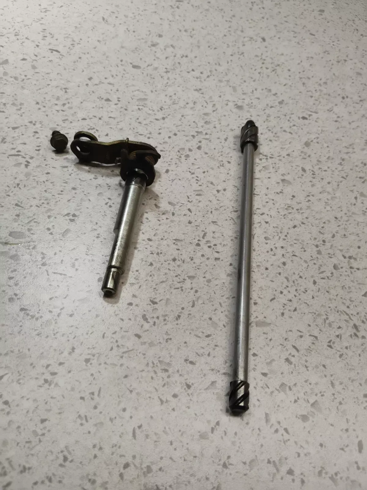 1999 Yamaha YZ426F Clutch Push Lever Rod OEM 5BE-16381-00-00 WR400 YZ400 YZ 426