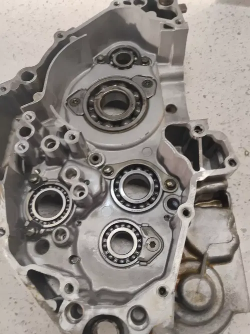1999 yamaha wr400 yz400 yz400f LEFT RIGHT ENGINE CRANKCASE CRANK CASE Bottom End