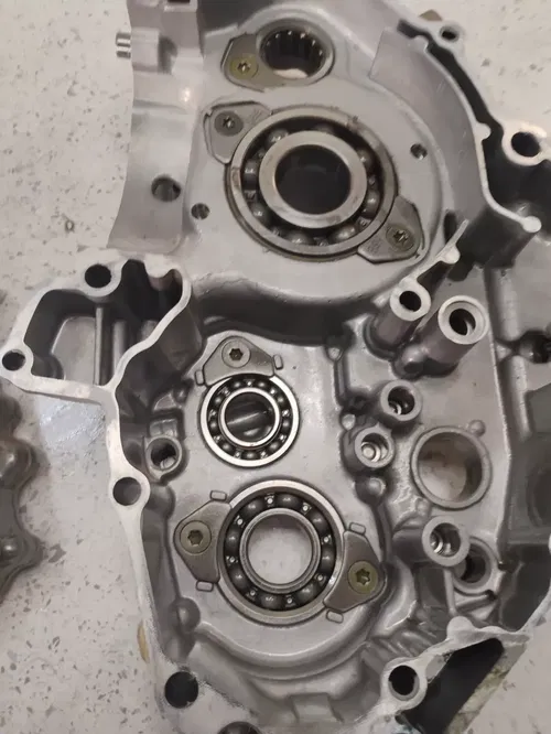 1999 yamaha wr400 yz400 yz400f LEFT RIGHT ENGINE CRANKCASE CRANK CASE Bottom End