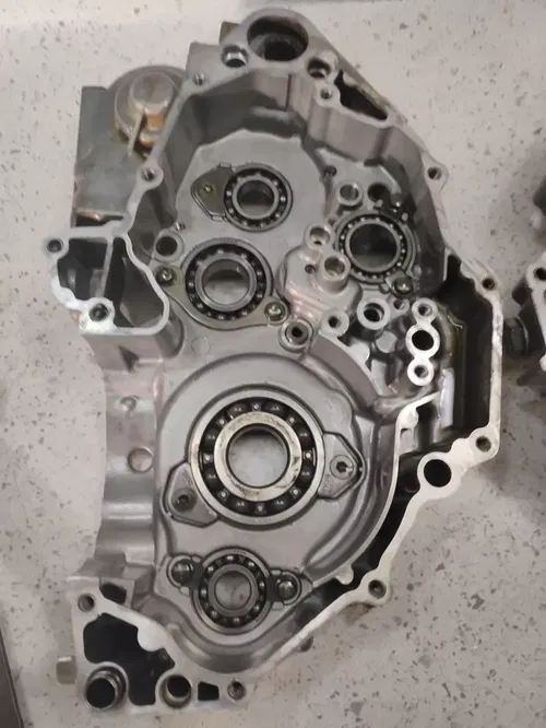1999 yamaha wr400 yz400 yz400f LEFT RIGHT ENGINE CRANKCASE CRANK CASE Bottom End