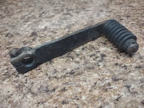 1982 YAMAHA XT200J OEM SHIFTER LEVER NO RESERVE