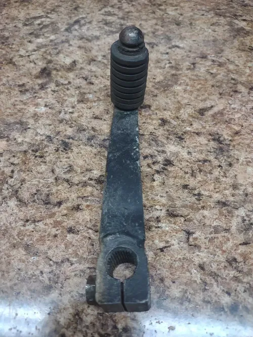 1982 YAMAHA XT200J OEM SHIFTER LEVER NO RESERVE