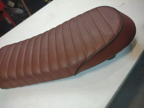 Motorcycle Cafe Racer Seat Flat Saddle PU Honda CM CB 750 125 250 300 400 500