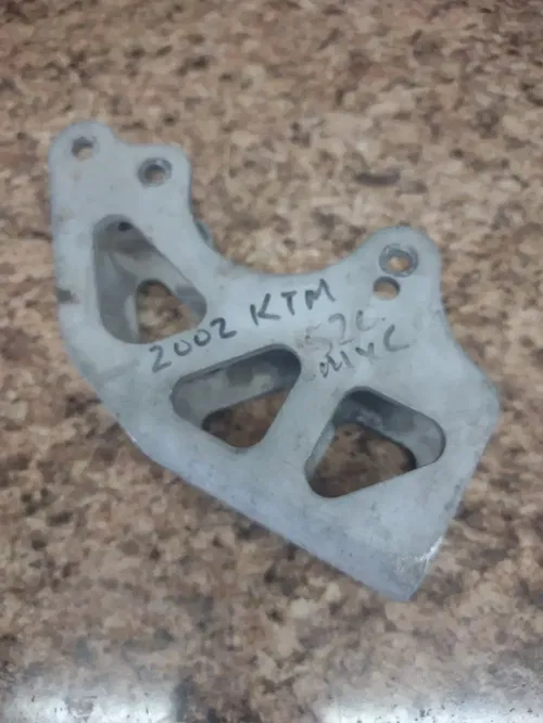 KTM 520 MX 2002 SX EXC MXC 1998-2004 OEM CHAIN GUIDE FRAME SWING ARM 54607070100
