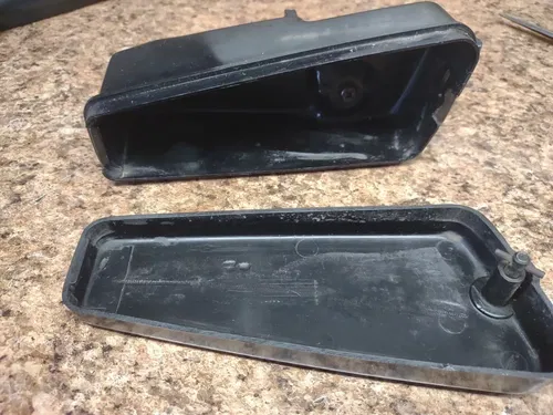 1983 Yamaha Virago 750 XV750 Tool Kit Cracked Repairable Box 1981 1982