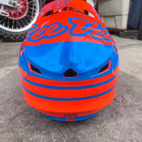 Troy Lee Design GP Helmet XL (has Cracked Visor)