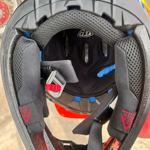 Troy Lee Design GP Helmet XL (has Cracked Visor)
