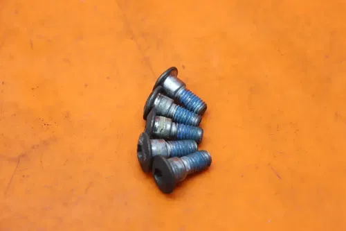 06-24 07 SUZUKI GSXR 600 750 OEM REAR BRAKE ROTOR BOLTS DISC HARDWARE SCREW KIT
