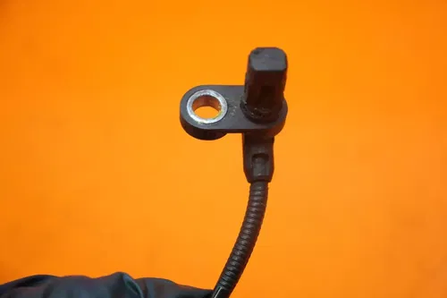 20-22 KAWASAKI Z650 OEM FRONT ABS BRAKE SENSOR