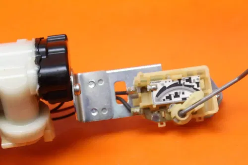 2008-2012 SUZUKI BUSA GSXR1300R OEM FUEL PUMP GAS PETROL SENDER UNIT