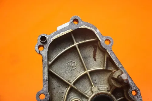 2000 2001 YAMAHA YZF R1 OEM ENGINE MOTOR TIMING CHAIN COVER