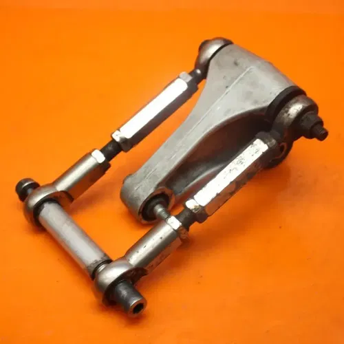 2004 2005 HONDA CBR 1000RR REAR DOGBONE SHOCK LINKAGE LINK 52465-MEL-000