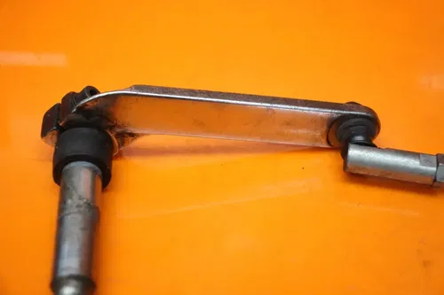 2010 Harley-Davidson Street Glide FLHX OEM SHIFTER LINKAGE SHIFT LINK PEDAL