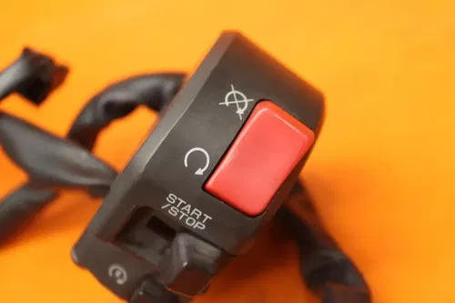 09-12 KAWASAKI NINJA ZX6R OEM RIGHT CLIP ON HANDLE KILL OFF START SWITCH