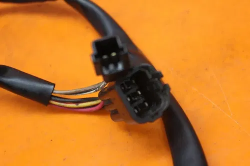 09-12 KAWASAKI NINJA ZX6R OEM RIGHT CLIP ON HANDLE KILL OFF START SWITCH