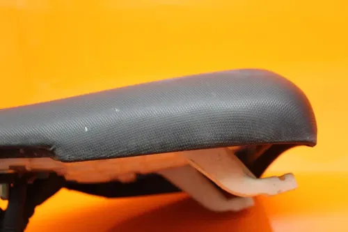 99-07 SUZUKI GSXR1300R BUSA OEM REAR BACK PASSENGER TANDEM SEAT PAD SADDLE