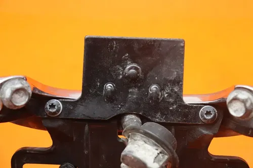 2015 HARLEY-DAVIDSON ROAD GLIDE FLTRXS OEM REAR BACK TURN SIGNAL MOUNT BRACKET