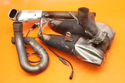2013-2015 DUCATI 1199 PANIGALE OEM EXHAUST PIPE MUFFLER SLIP ON CAN SILENCER