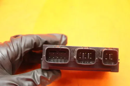 05-17 2011 KAWASAKI NINJA ZX6R OEM RELAY ASSEMBLY FUSE BOX