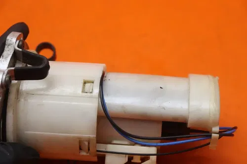 02-06 2006 YAMAHA YZF R1 OEM FUEL PUMP GAS PETROL SENDER UNIT